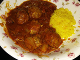 Boulettes de bœuf, sauce tomates anchois et câpres