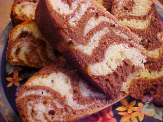 Gâteau marbré au chocolat, Amaretto, crème et beurre