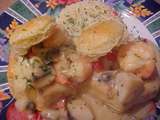 Vol-a-vent Viviane aux pétoncles, crevettes et homard sauce au vin blanc