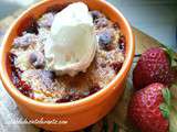 Crumble de fruits rouges et sa glace au lait d'amande, sans gluten, sans lait, avec ou sans beurre, sans oeufs