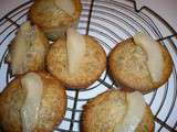 Muffins aux poires et aux fruits secs