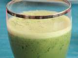 Smoothie concombre, ananas et menthe