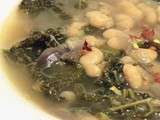 Soupe de chou vert aux haricots blancs