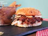 Burger à la carbonnade flamande et buns maison gratinés au Maroilles