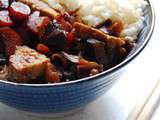 Aubergines, carottes et tempeh laqués