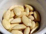 Comment enlever la peau des amandes