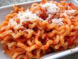 Fusilli lunghi al pomodoro