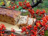 Gâteau aux coings épeautre amandes et raisins secs