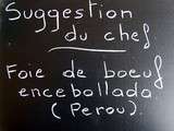 Foie de boeuf  encebollada  ou  chorrillana , recette péruvienne