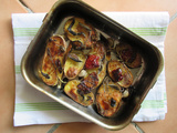 Pommes de terre au four aux légumes grillés à l'italienne et aux herbes