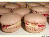 Macarons creme patissiere et framboises