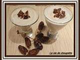 Mousse de fromage blanc vanillee aux dattes