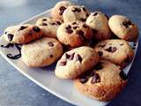 Biscuits aux noisettes et pépites de chocolat