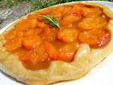 Tatin d'abricots au romarin - Les recettes de mimi