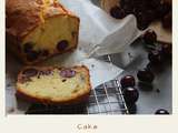 Cake aux cerises et chocolat blanc