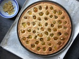 Tarte aux mirabelles, noisettes et gingembre confit