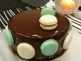 Entremets chocolat noir caramel beurre sale et noisettes caramelisees