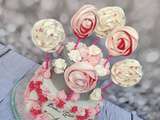 Gateau girly et pompoms - blanc rose et argent