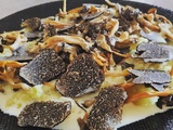 Pommes de terre aux truffes et aux chanterelles