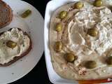 Houmous avec de la farine de pois chiche