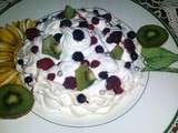 Pavlova aux fruits rouges