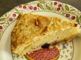Gâteau fondant aux amandes et cerises noires de Cyril Lignac