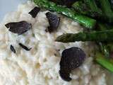 Risotto aux asperges, tomme de chèvre et truffes