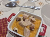 Crème de patates douces au foie gras et noisettes grillées