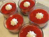 Verrine aux fraises façon Eton Mess