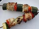 Brochettes de poulet et courgettes au citron