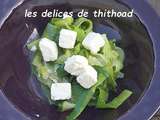 Salade croquante de courgettes et feta