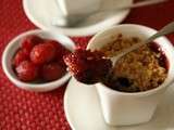 Crumble de pralin aux framboises et chocolat