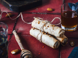 Cigares aux amandes et agrumes au four