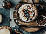 Porridge banane et beurre de cacahuète