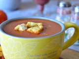 Soupe de tomate fraîche et crémeuse