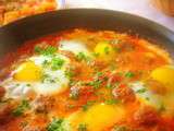 Tajine Kefta aux oeufs, marocain (Moroccan spicy meat balls)