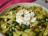 Rigatoni au pesto vert, épinards et burrata