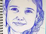 Portrait petite fille au stylo bic