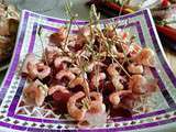 Brochettes crevettes viande des grisons et mangue