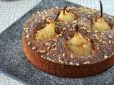 Gâteau aux poires pochées, vanille et cannelle