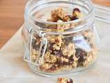 Granola aux noisettes, amandes et cranberries pour bien commencer la journée