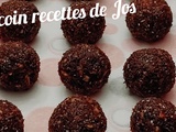 Boules d'énergie cacao, chia et dattes