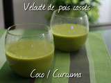 Velouté de pois cassés, coco et curcuma