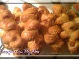 Caterpilar bread (Pains au knackis)