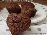 Petits cœurs fondants au chocolat, remplis d'amour