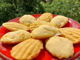 Madeleines salées au Maïs et  Mozza  végétale