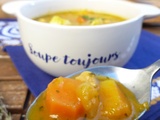 Soupe de légumes, pois chiches, herbes