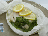 Cabillaud en papillote, salsa verde