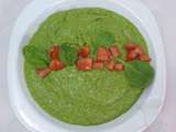 Gaspacho d'avocat, épinards et tomate