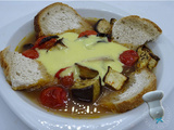 Soupe aux tomates et aubergines rôties, aïoli aux anchois